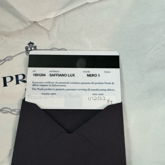 Prada Re-Edition 2005 Saffiano Leather Bag - Picture 13 of 14